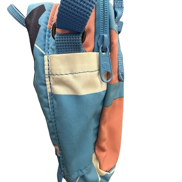 Fjallraven Kanken Art Sling - Picture 3 of 8